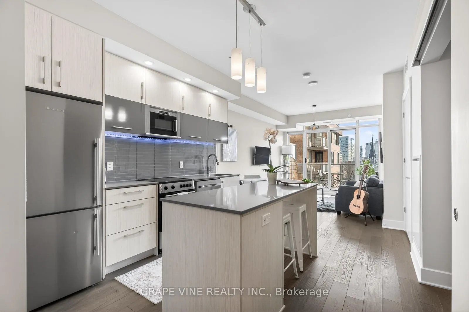 Photo 7 of Unit 1010, 255 Bay Street, Ottawa, Ottawa Centre — HOMEH