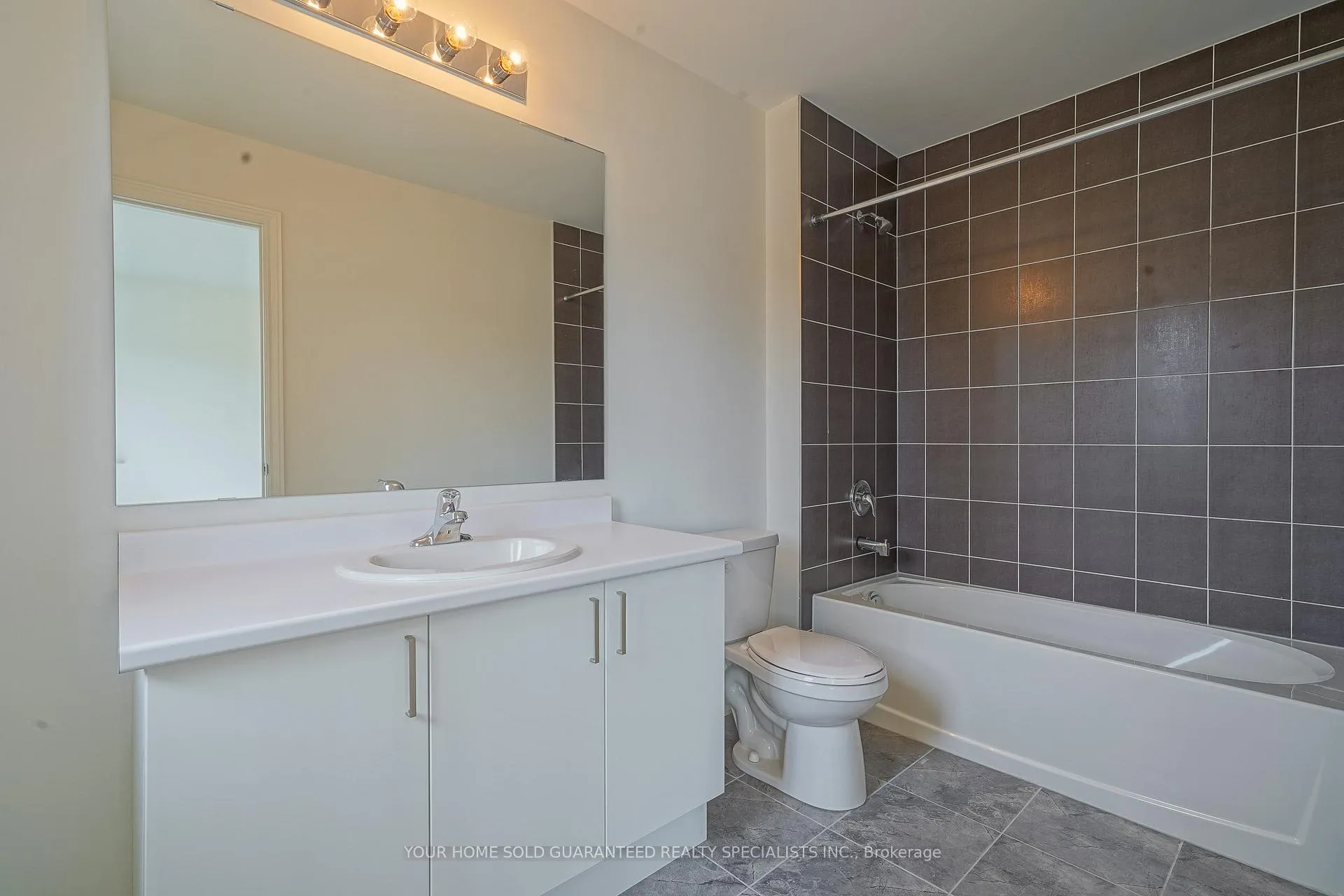 Photo 18 of 64 Calypso Avenue, Springwater, Midhurst — HOMEH