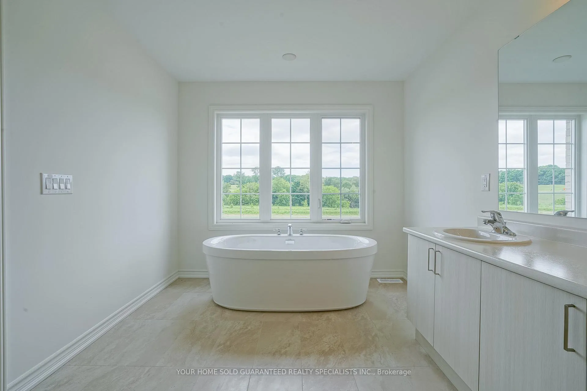 Photo 27 of 64 Calypso Avenue, Springwater, Midhurst — HOMEH