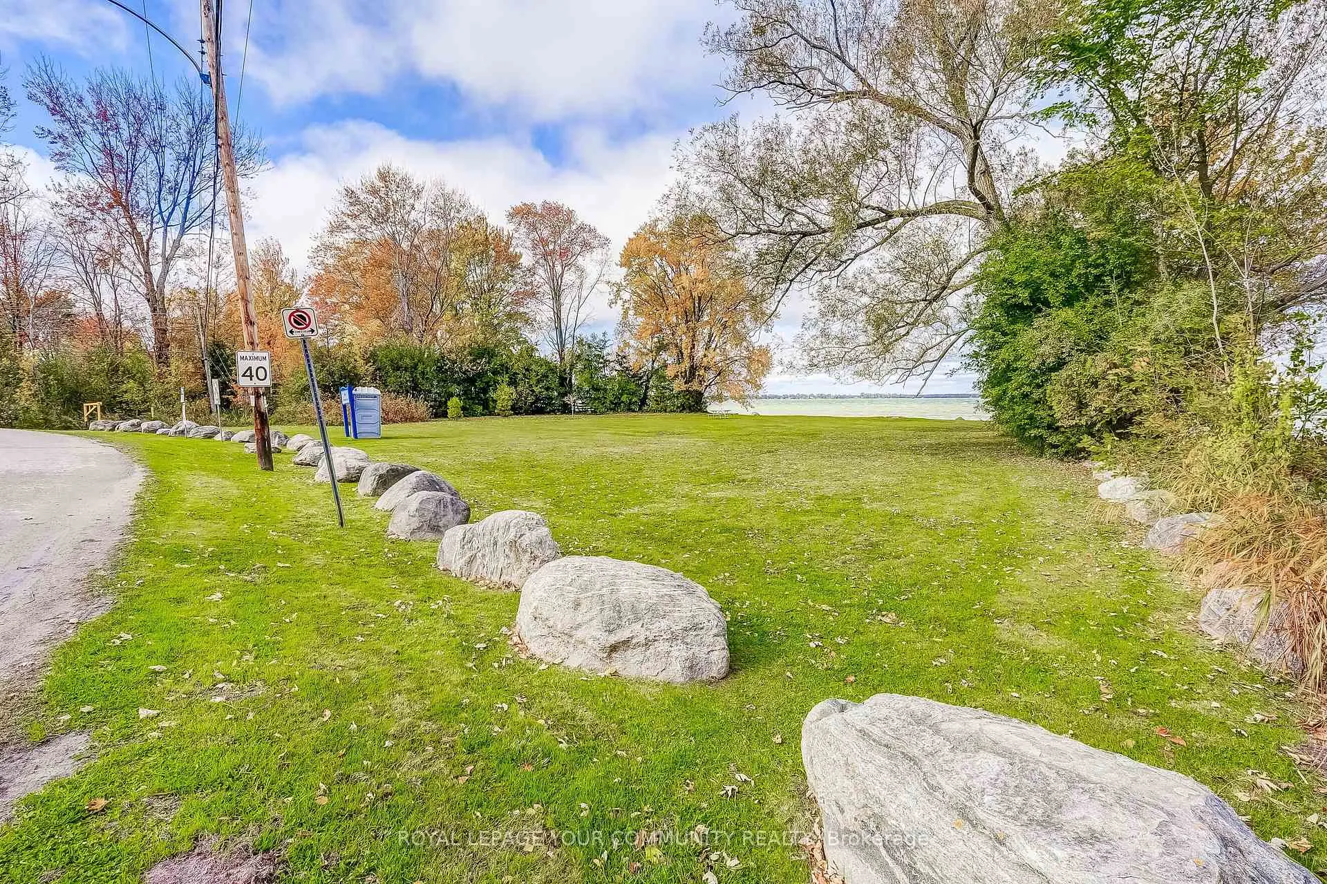 Photo 34 of 15 Corners Avenue, Georgina, Pefferlaw — HOMEH