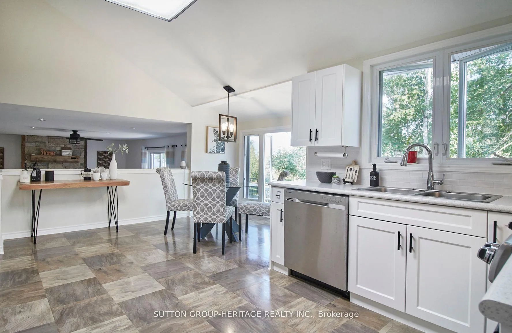 Photo 27 of 15855 Kydd Road, Uxbridge, Rural Uxbridge — HOMEH