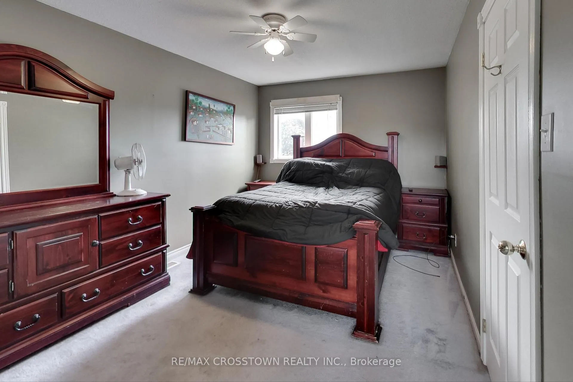 Photo 18 of 58 Downing Crescent, Barrie, Holly — HOMEH