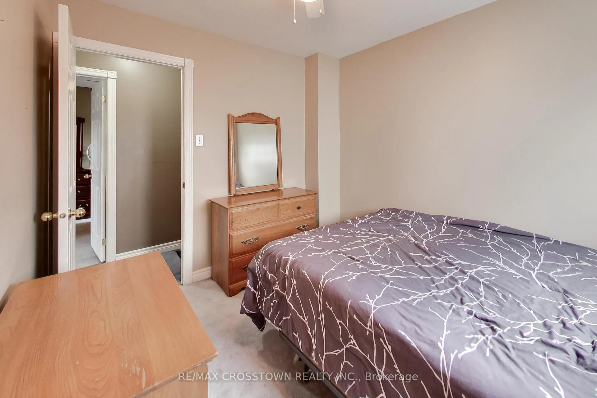 Photo 23 of 58 Downing Crescent, Barrie, Holly — HOMEH