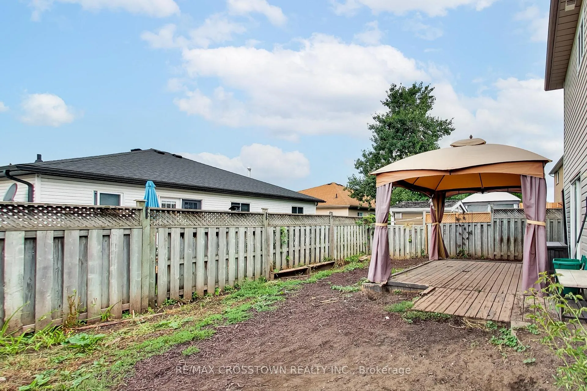 Photo 30 of 58 Downing Crescent, Barrie, Holly — HOMEH