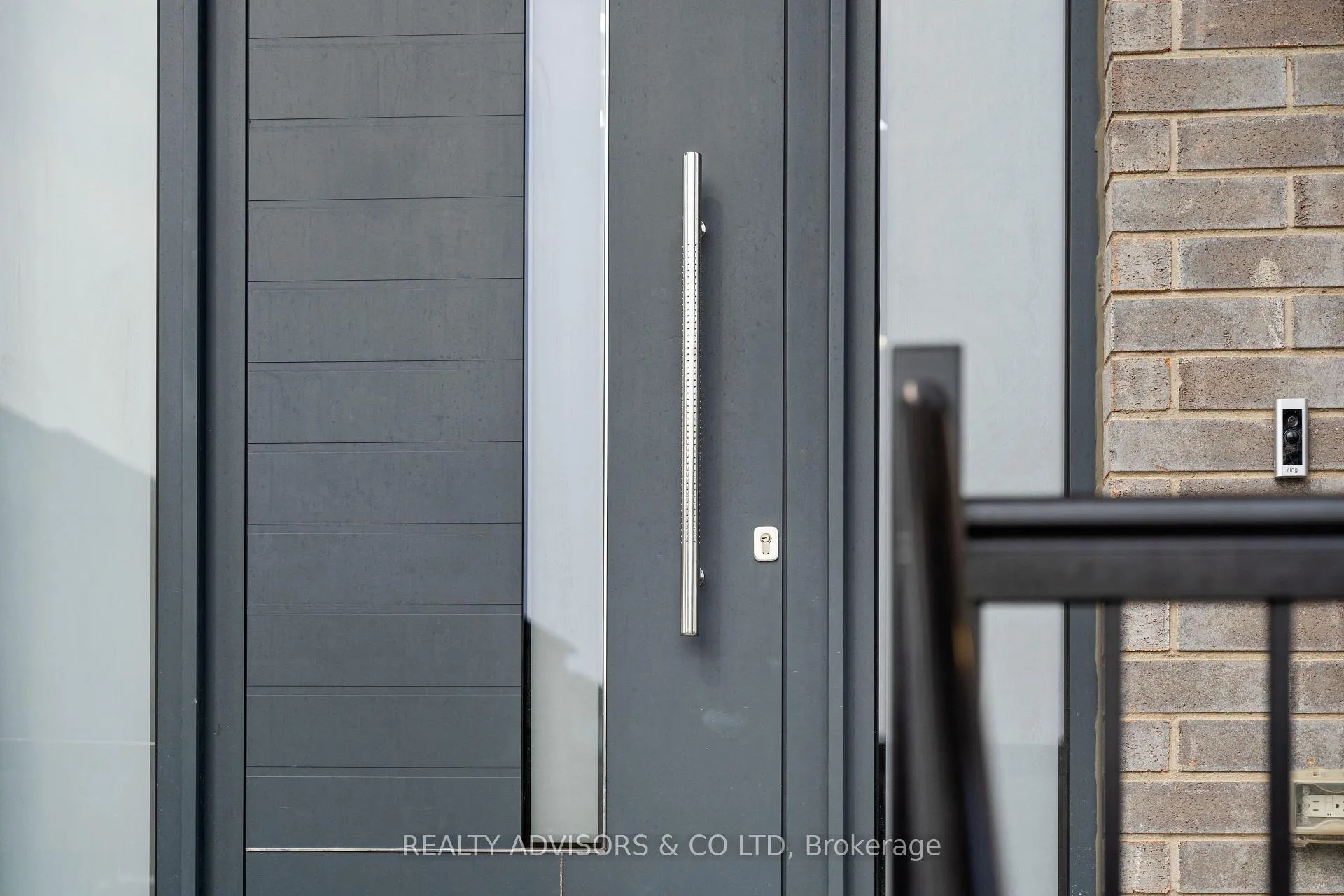 Photo 7 of 125 Savannah Ridge Drive, Brant, Paris — HOMEH