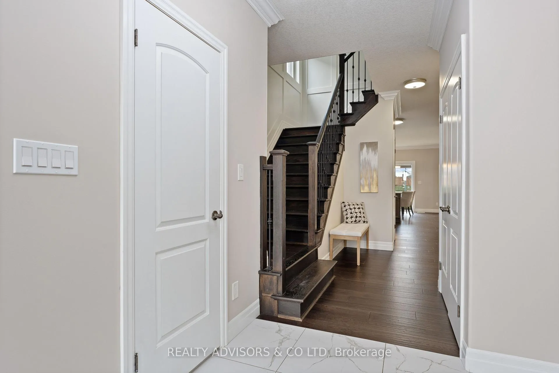 Photo 12 of 125 Savannah Ridge Drive, Brant, Paris — HOMEH