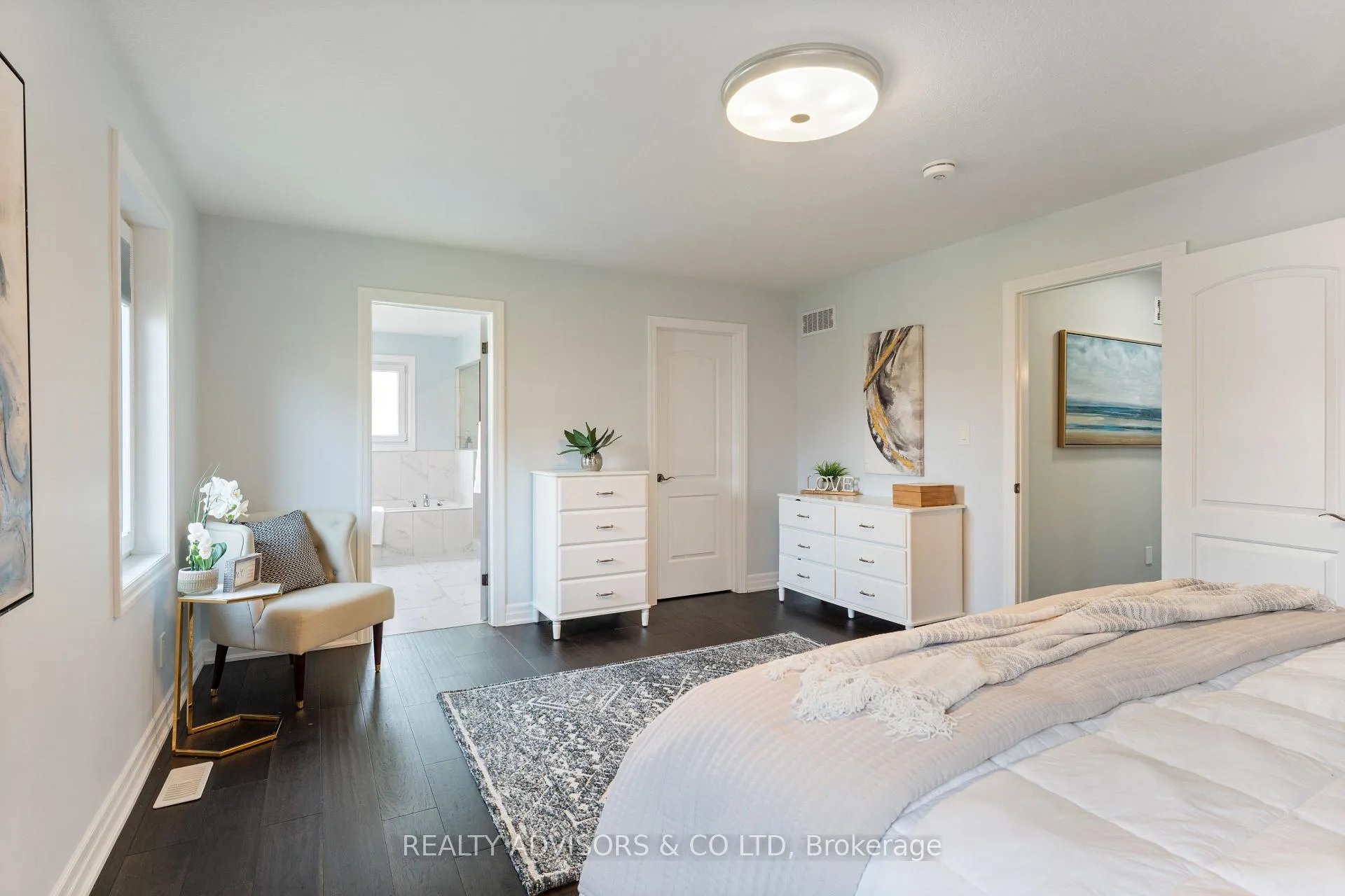 Photo 23 of 125 Savannah Ridge Drive, Brant, Paris — HOMEH