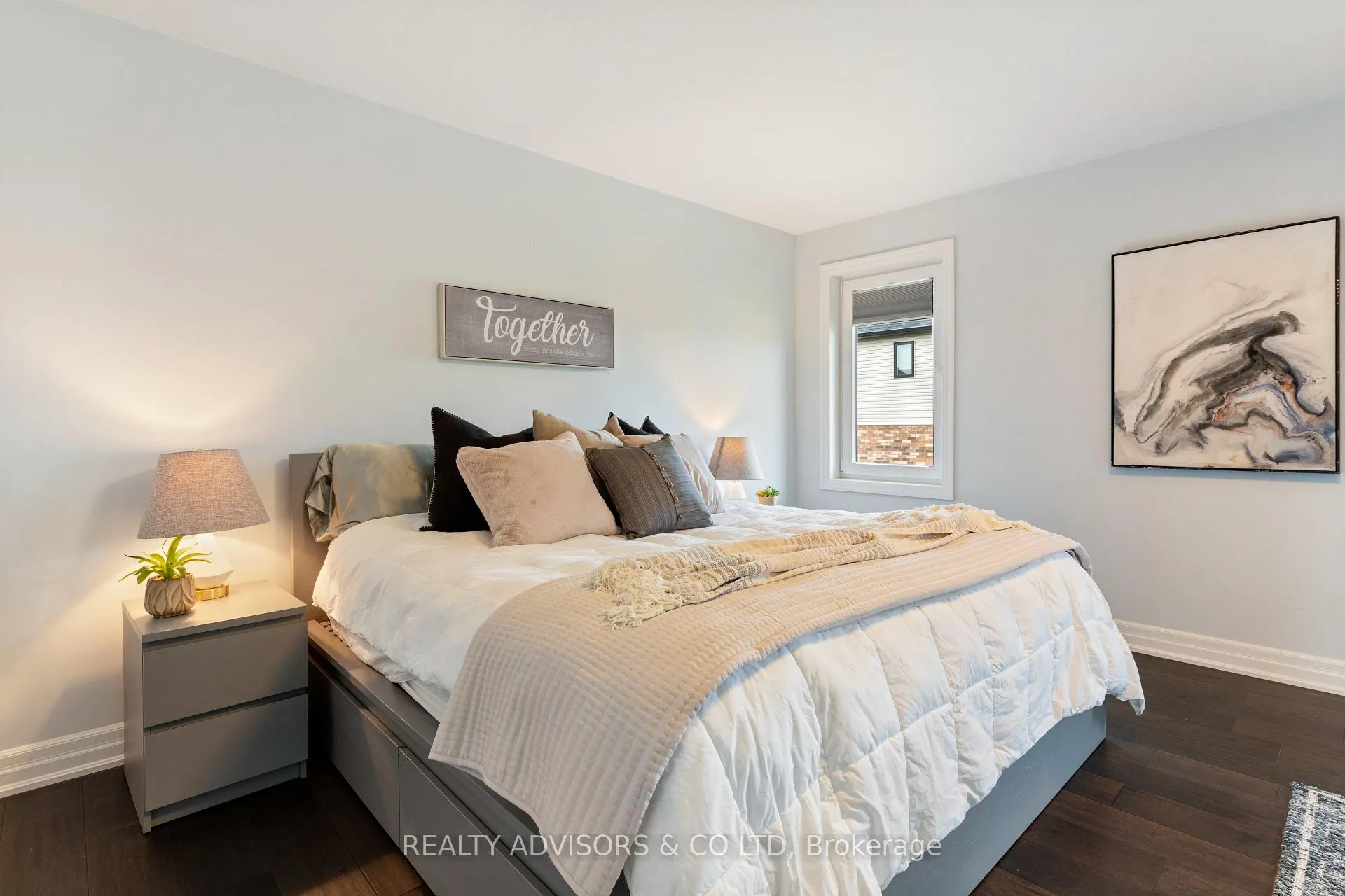 Photo 24 of 125 Savannah Ridge Drive, Brant, Paris — HOMEH