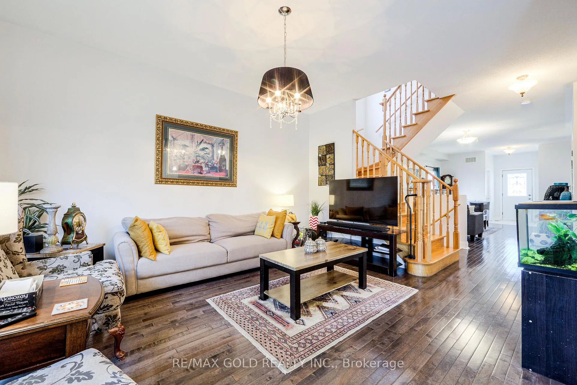 Photo 15 of 43 Personna Circle, Brampton, Credit Valley — HOMEH