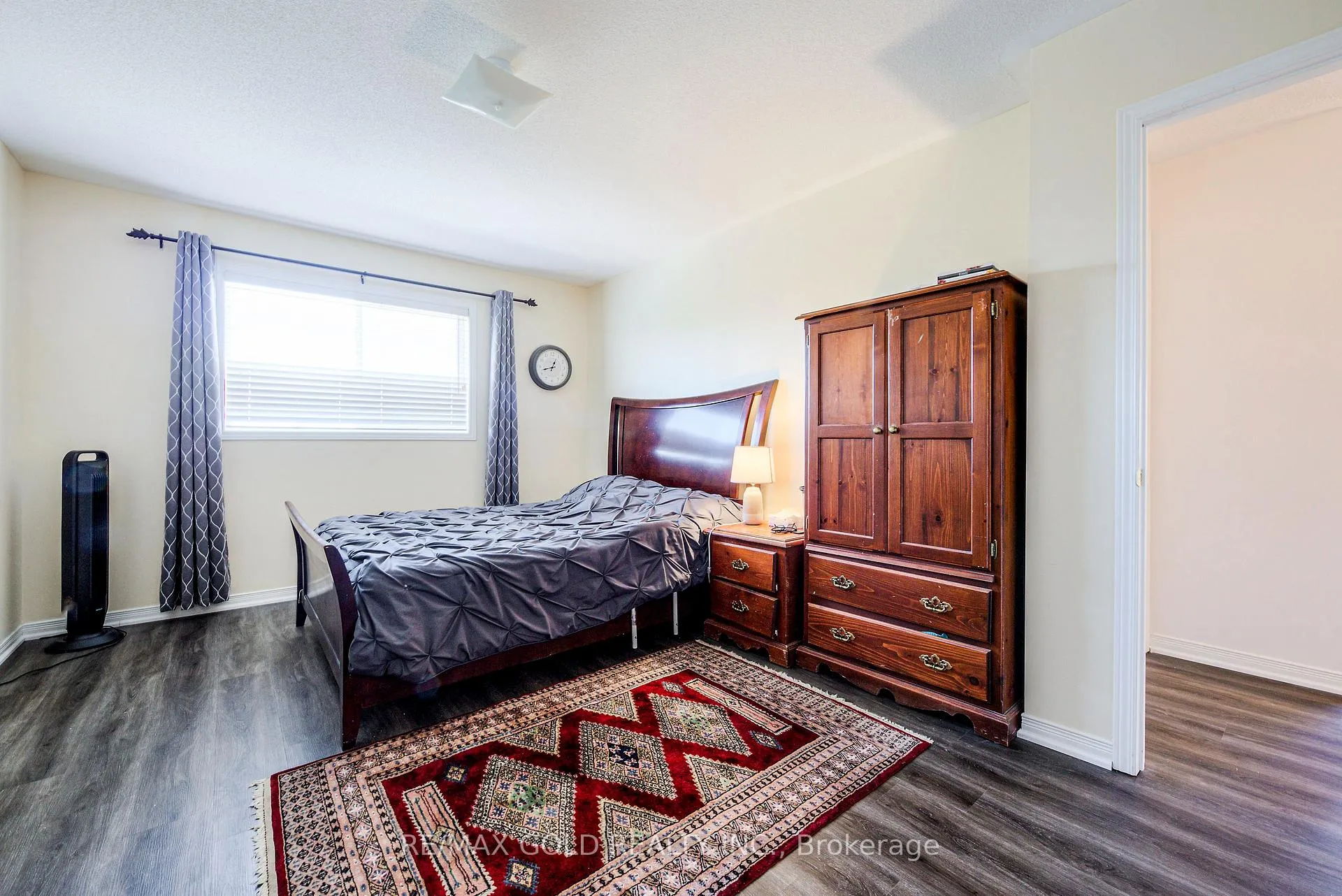 Photo 28 of 43 Personna Circle, Brampton, Credit Valley — HOMEH