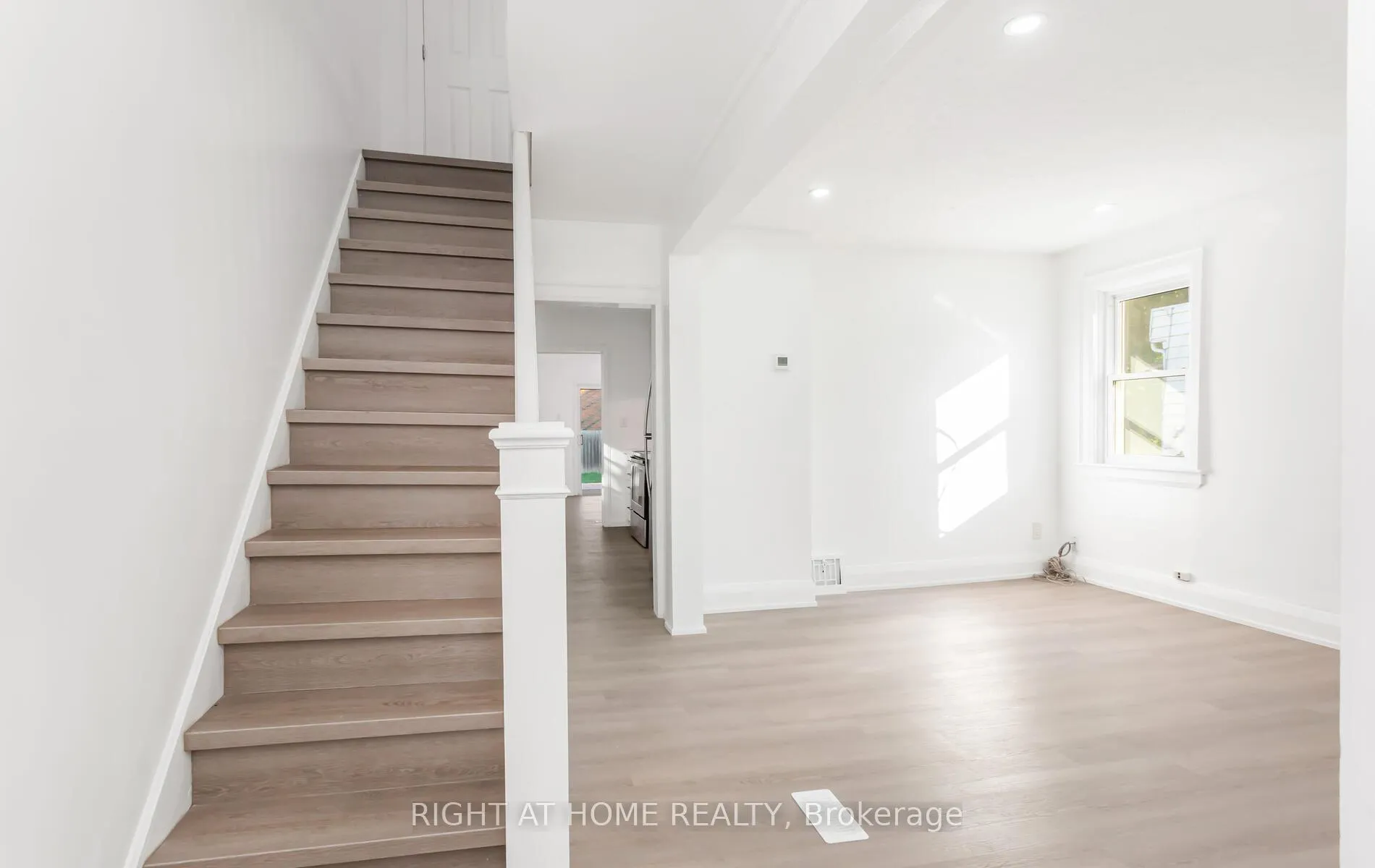 Photo 10 of 140 Olive Avenue, Oshawa, Central — HOMEH
