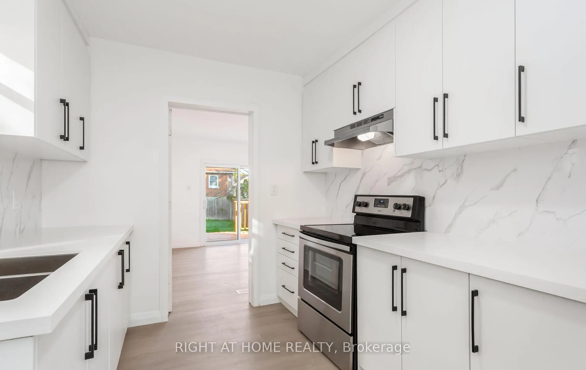 Photo 14 of 140 Olive Avenue, Oshawa, Central — HOMEH