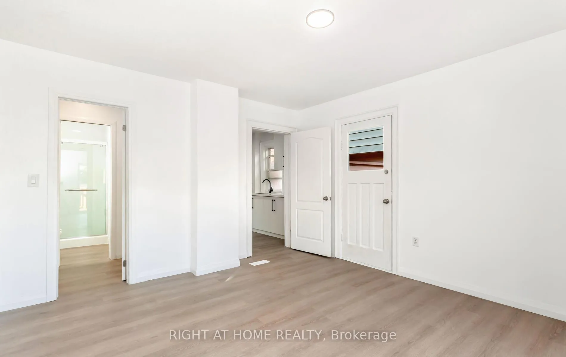 Photo 19 of 140 Olive Avenue, Oshawa, Central — HOMEH