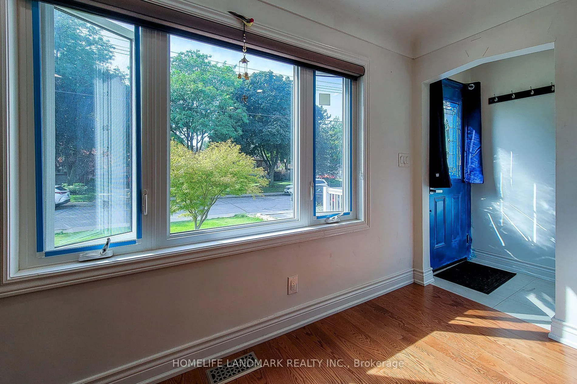 Photo 5 of 75 Maclennan Avenue, Hamilton, Burkholme — HOMEH