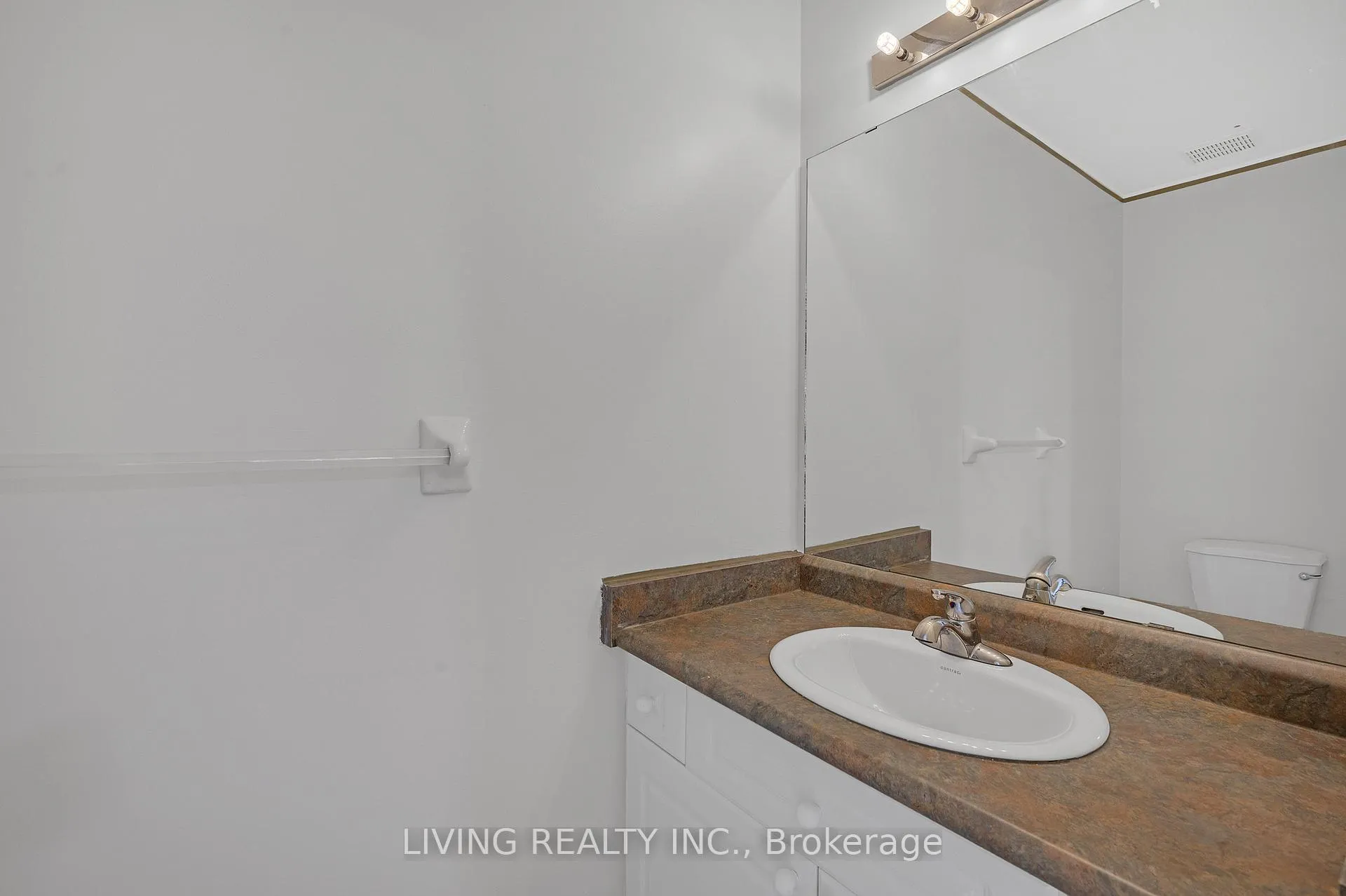 Photo 5 of 262 Jacqueline Boulevard, Hamilton, Allison — HOMEH