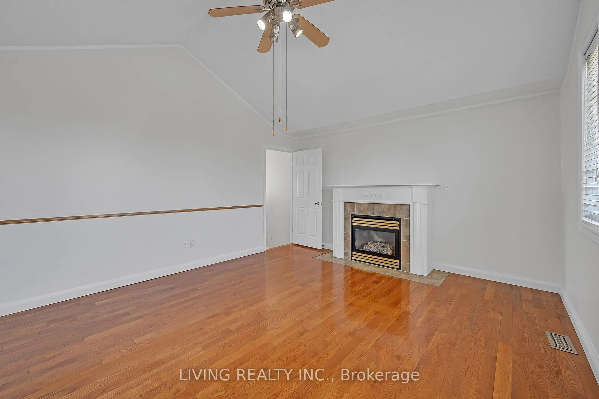 Photo 15 of 262 Jacqueline Boulevard, Hamilton, Allison — HOMEH