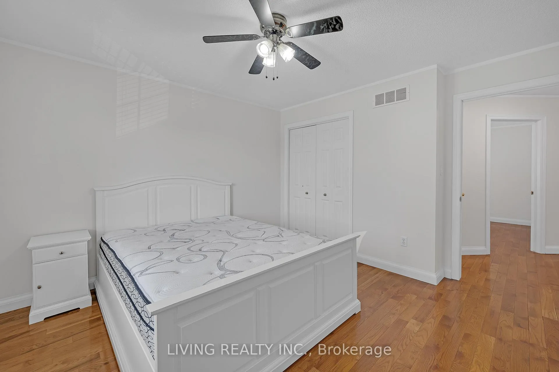 Photo 18 of 262 Jacqueline Boulevard, Hamilton, Allison — HOMEH
