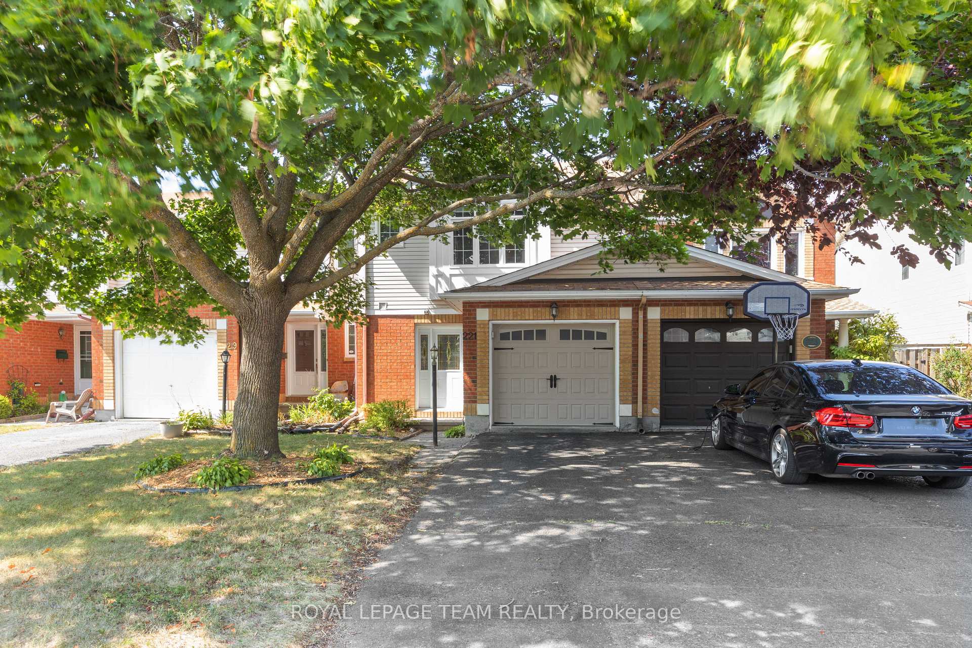Photo 1 of 221 Longshire Circle, Ottawa, Barrhaven - Longfields — HOMEH