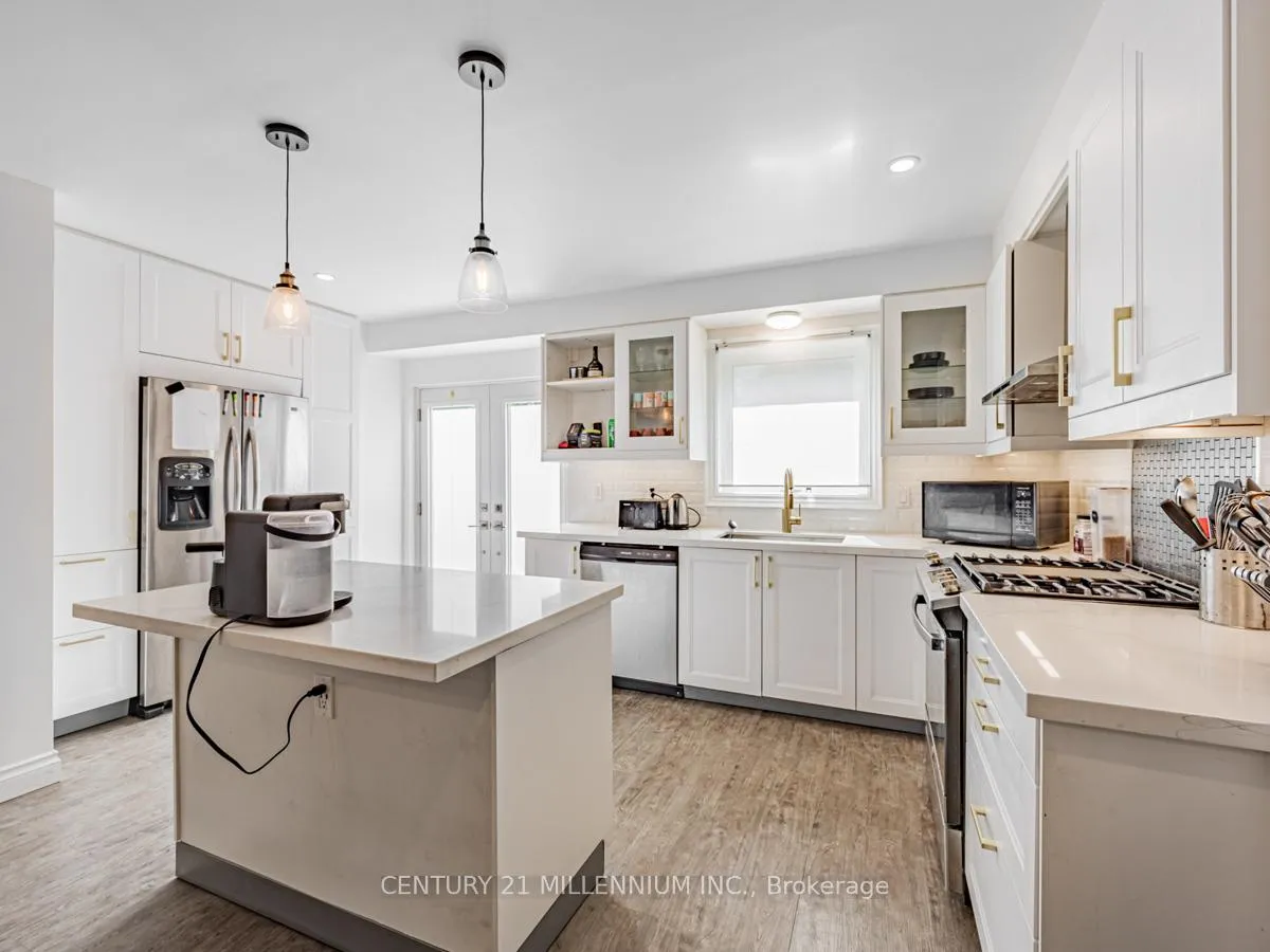 Photo 9 of 23 Kipling Crescent, Ajax, South West — HOMEH