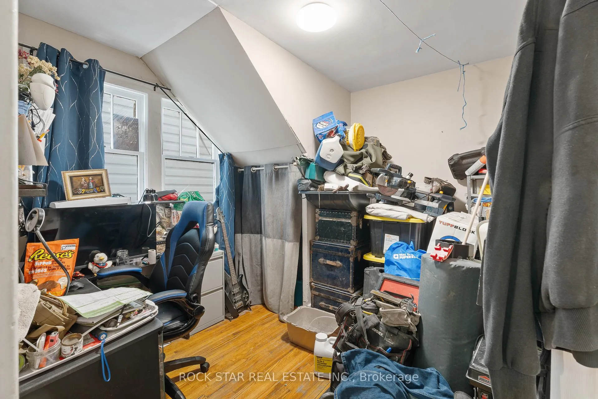 Photo 29 of 1171 Albert Road, Windsor — HOMEH