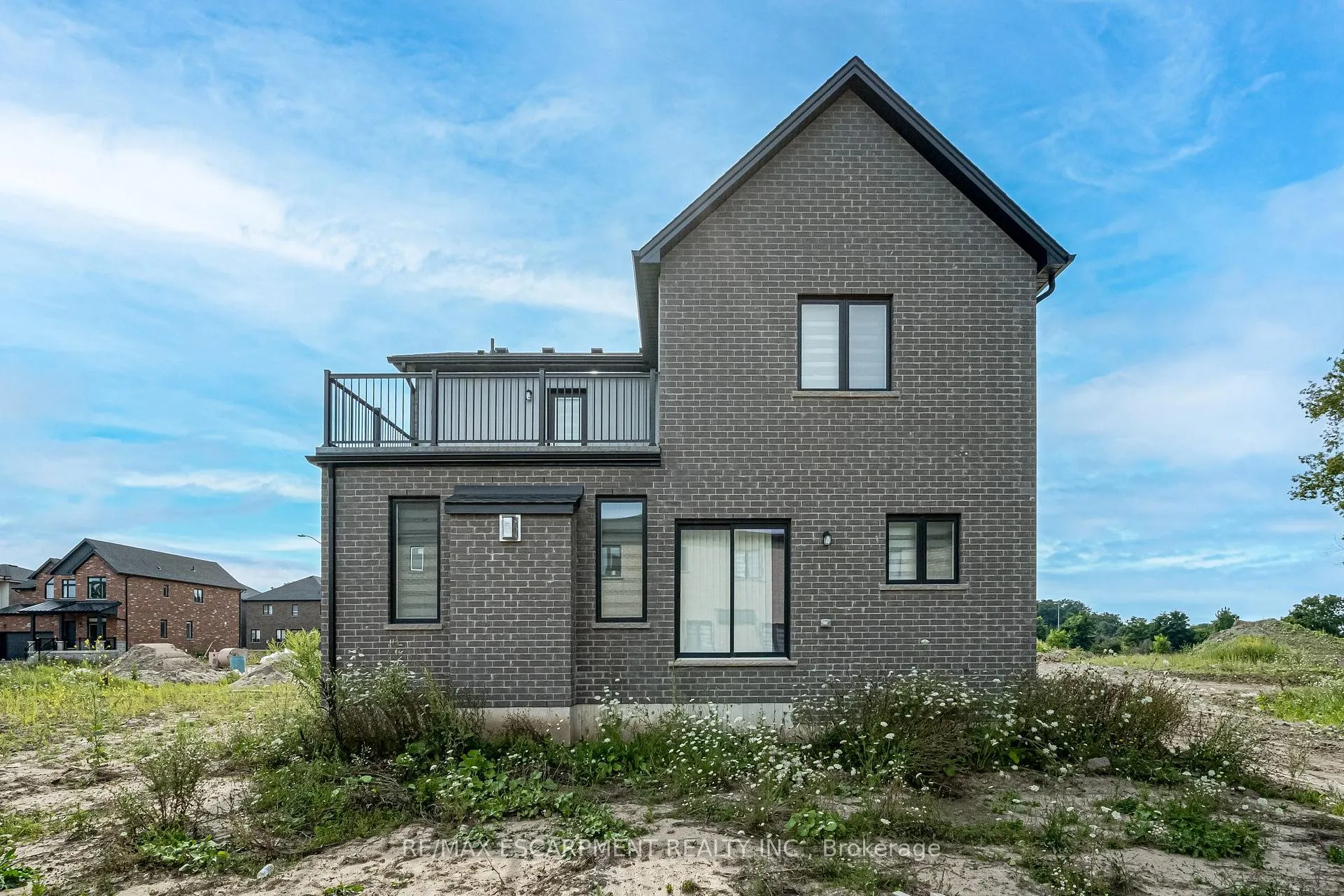 Photo 37 of 219 Klein Circle, Hamilton, Ancaster — HOMEH