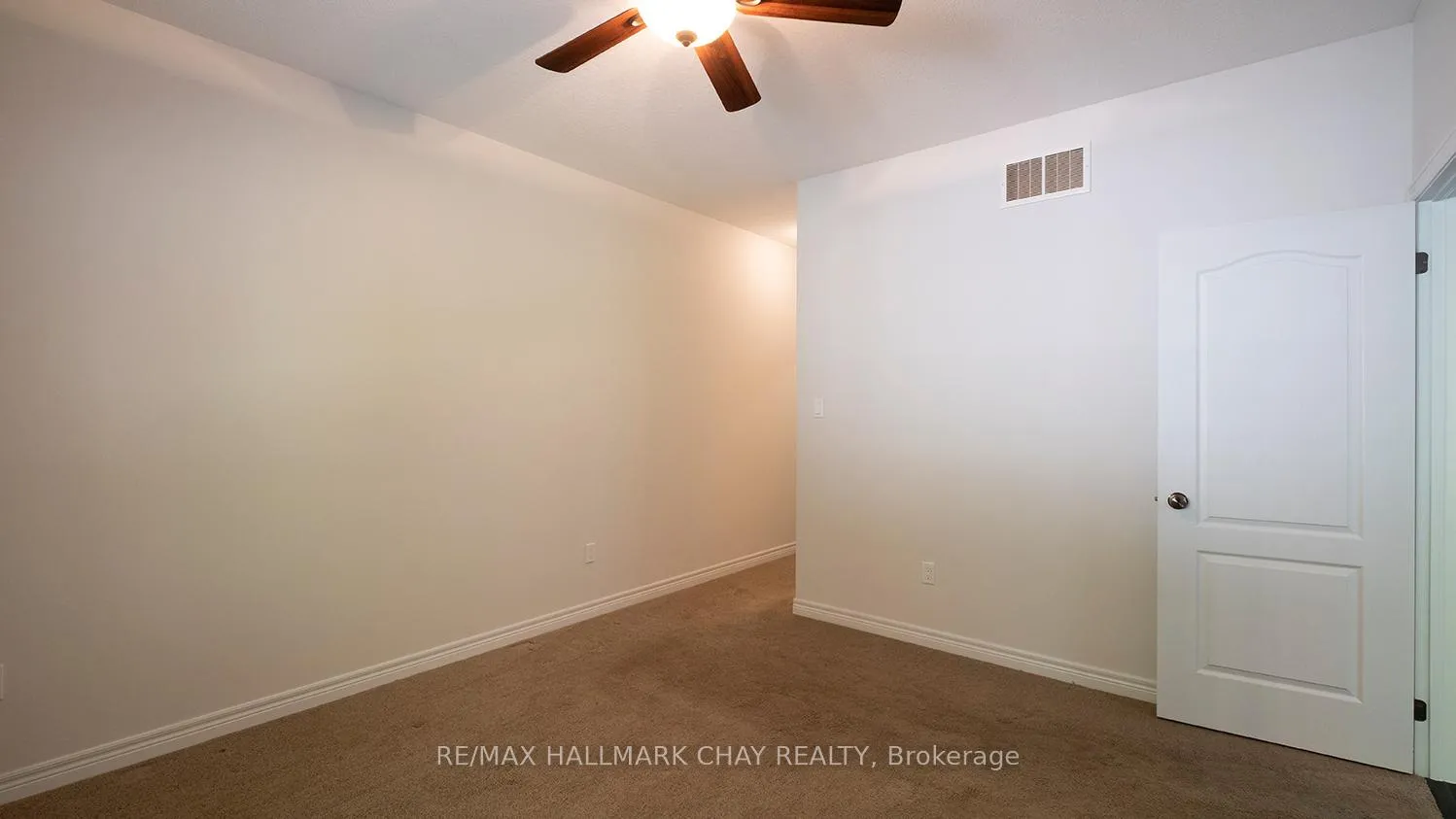 Photo 13 of 1012 Cook Drive, Midland — HOMEH