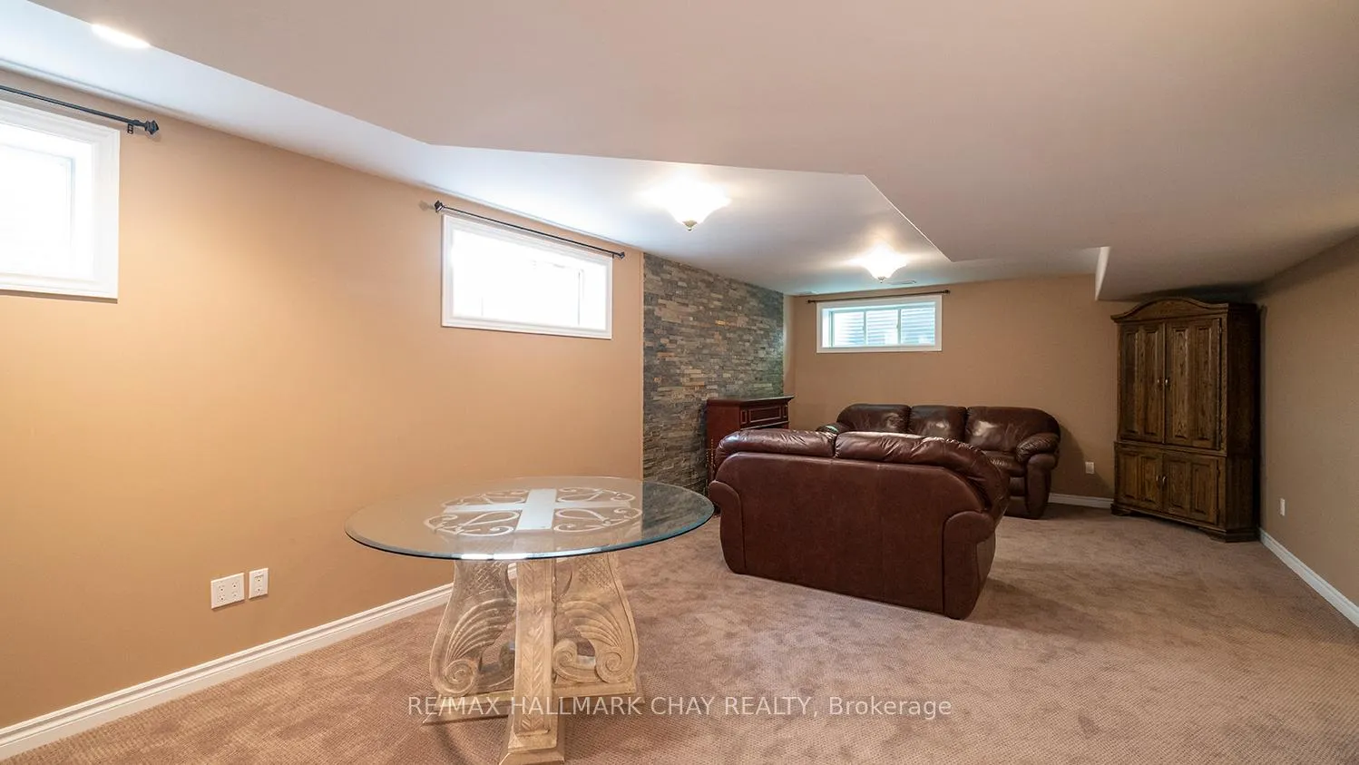 Photo 25 of 1012 Cook Drive, Midland — HOMEH