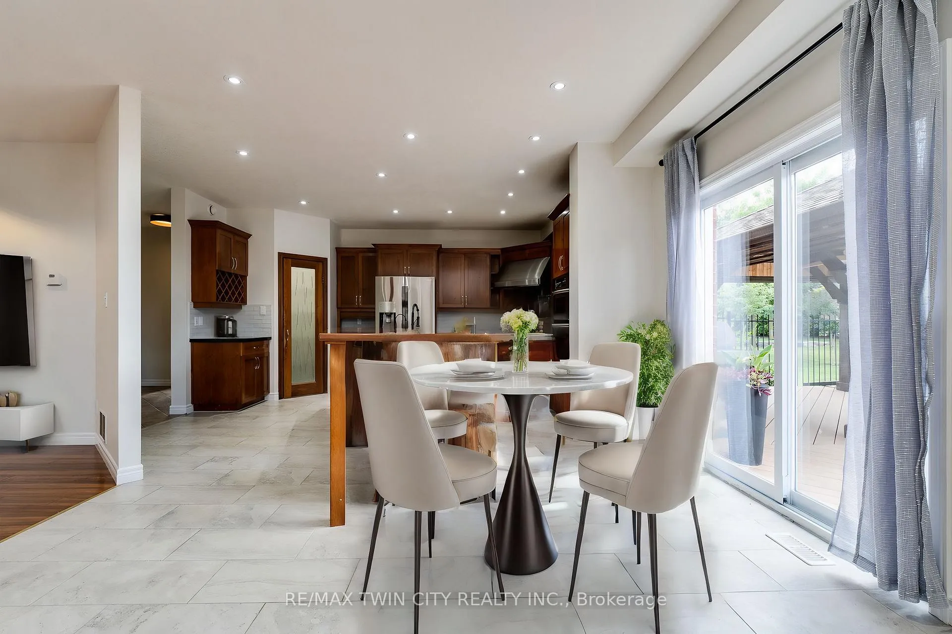 Photo 6 of 158 Water Street, Woolwich — HOMEH