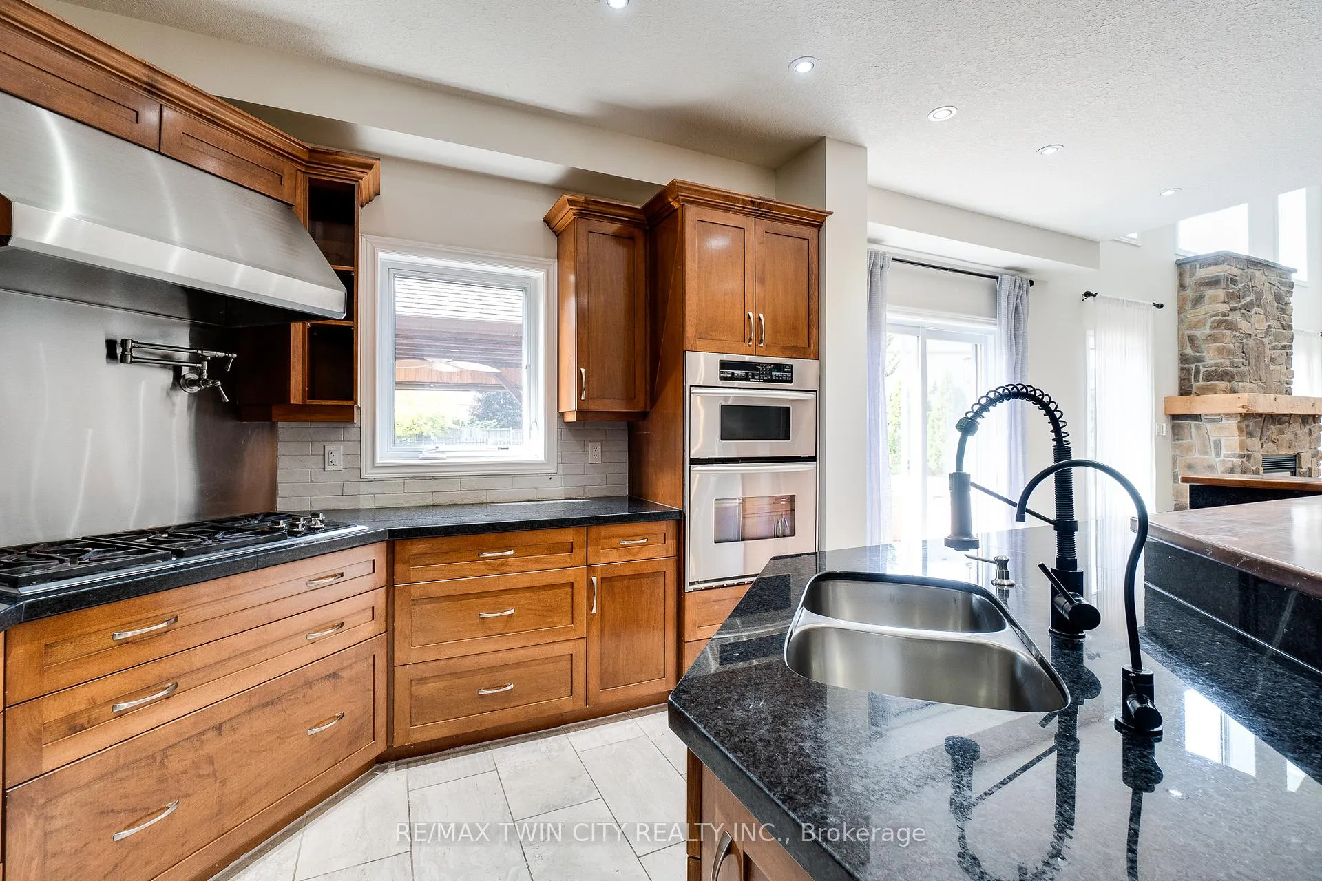 Photo 9 of 158 Water Street, Woolwich — HOMEH