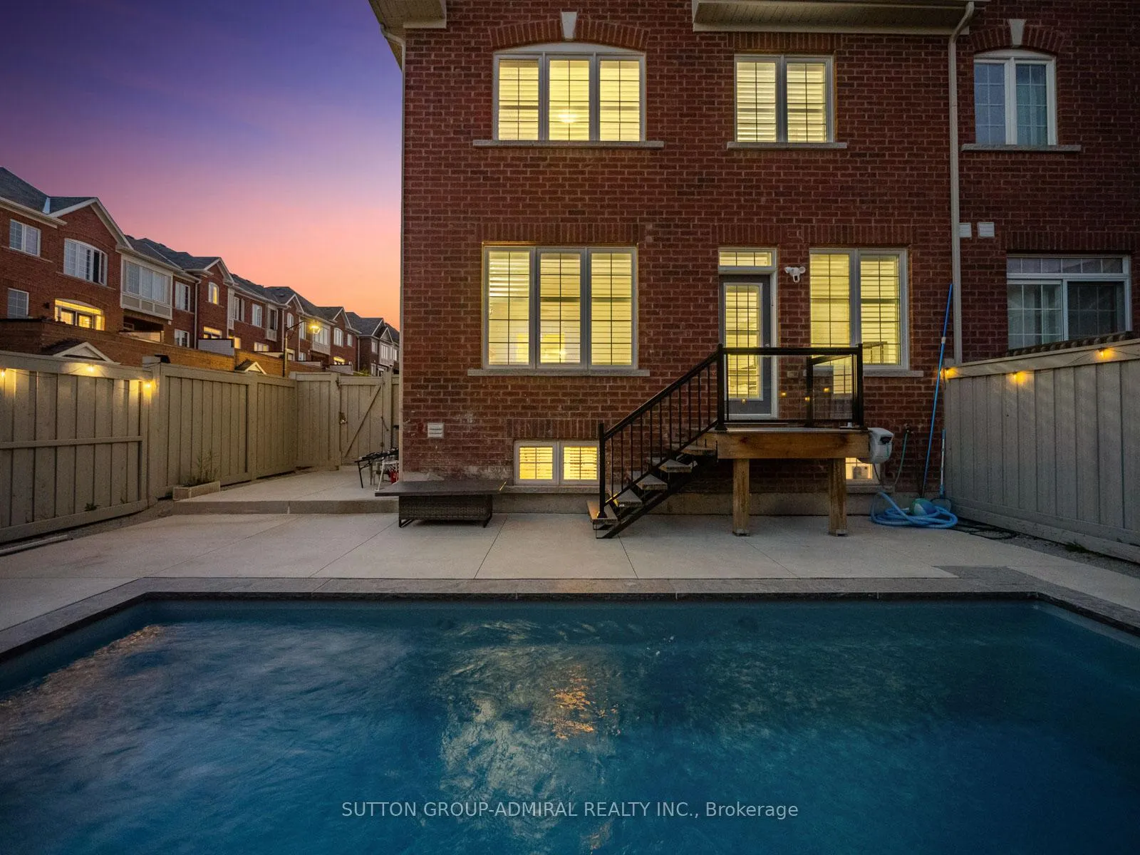 Photo 20 of 1 Harcourt Street, Vaughan, Patterson — HOMEH