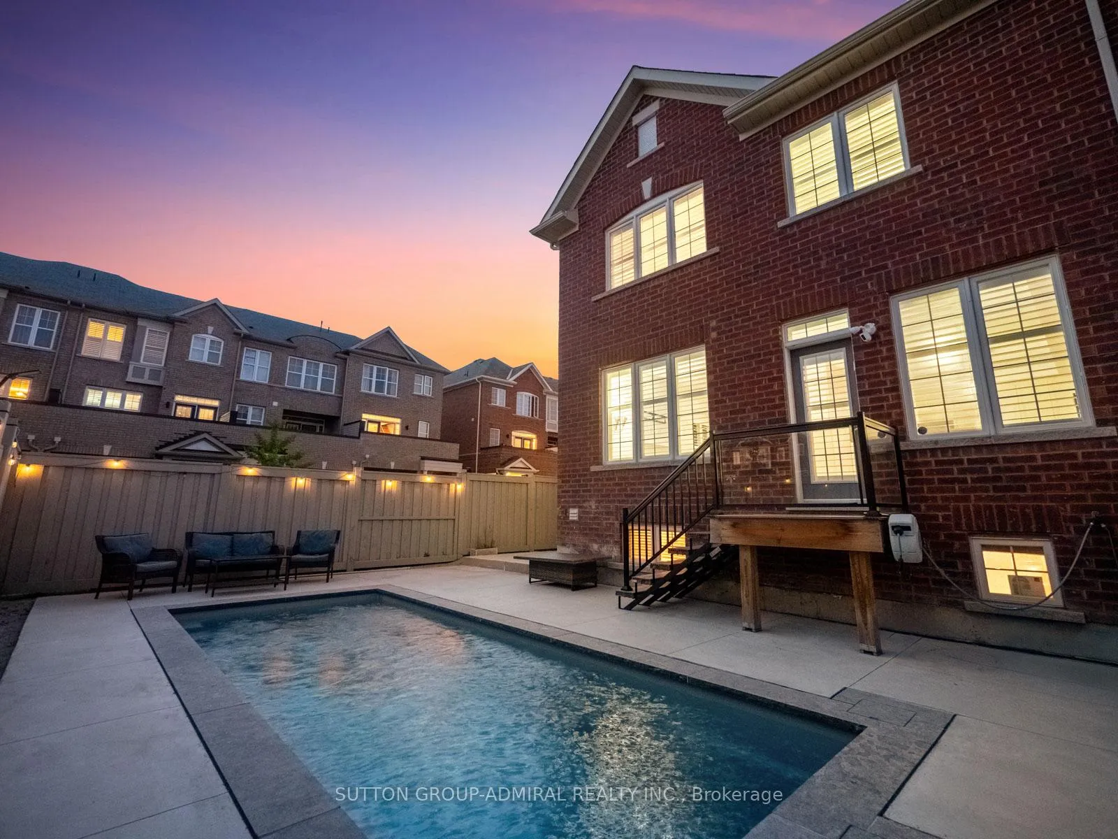 Photo 21 of 1 Harcourt Street, Vaughan, Patterson — HOMEH