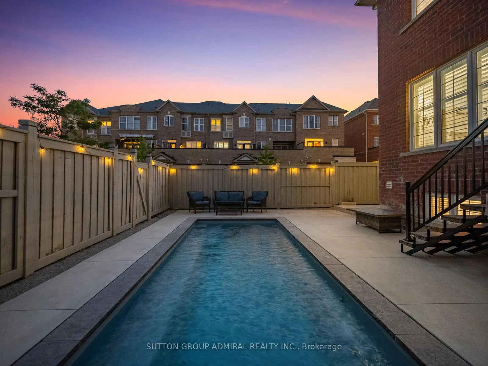 Photo 23 of 1 Harcourt Street, Vaughan, Patterson — HOMEH