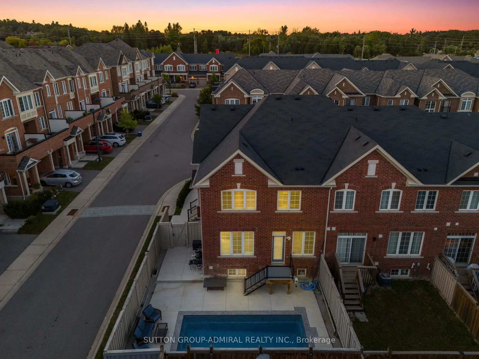Photo 29 of 1 Harcourt Street, Vaughan, Patterson — HOMEH