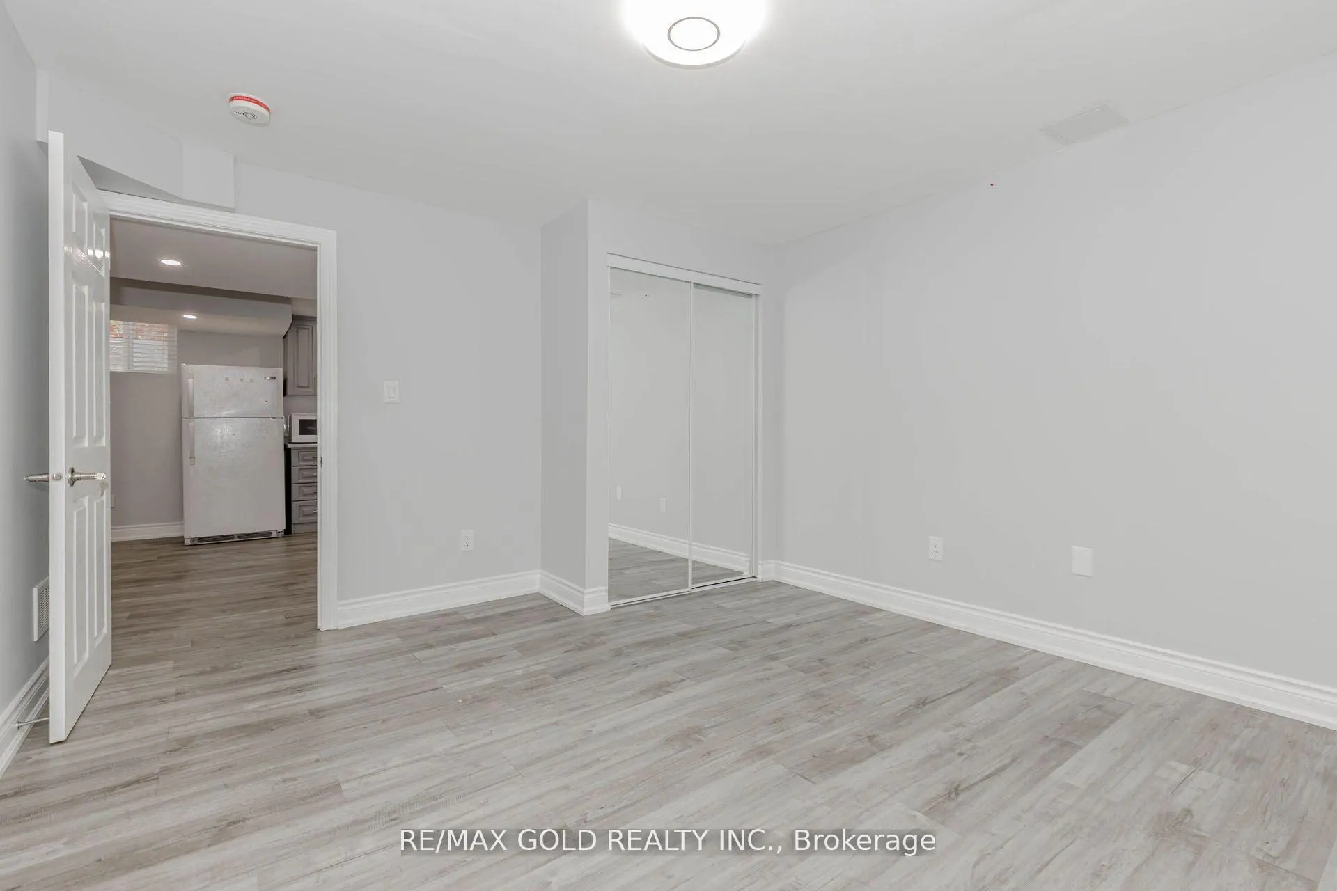 Photo 17 of Unit Basement, 71 Pertosa Drive, Brampton, Fletcher's Meadow — HOMEH