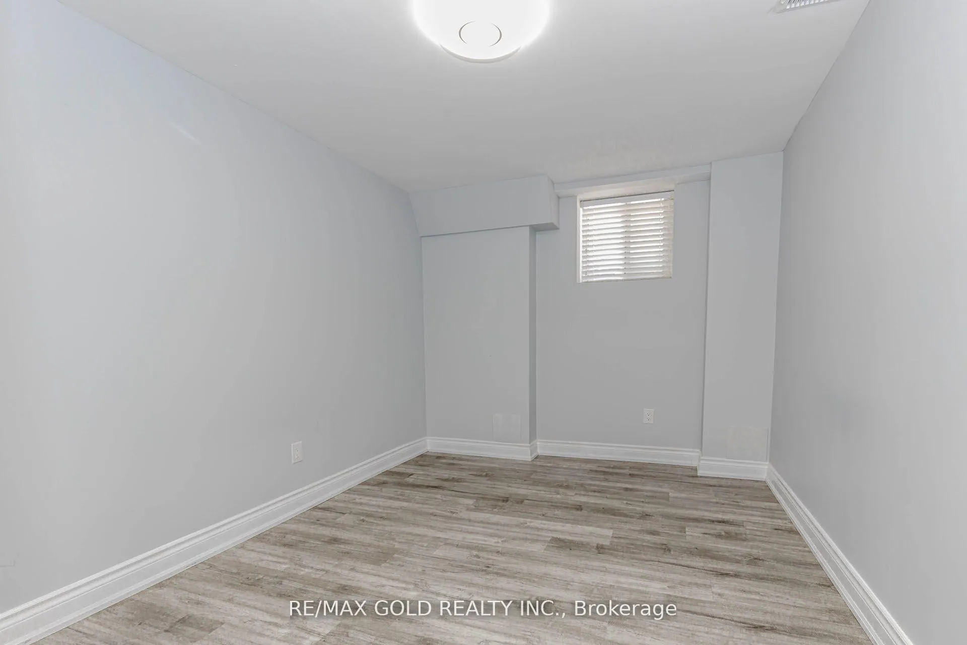 Photo 22 of Unit Basement, 71 Pertosa Drive, Brampton, Fletcher's Meadow — HOMEH