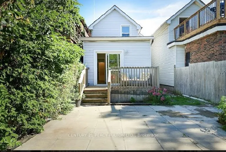Photo 3 of 195 Sherman Avenue N, Hamilton, Gibson — HOMEH