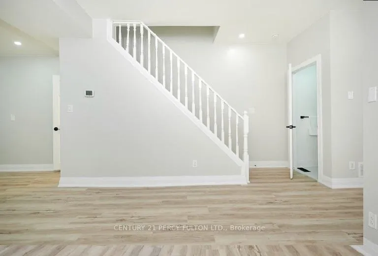 Photo 5 of 195 Sherman Avenue N, Hamilton, Gibson — HOMEH