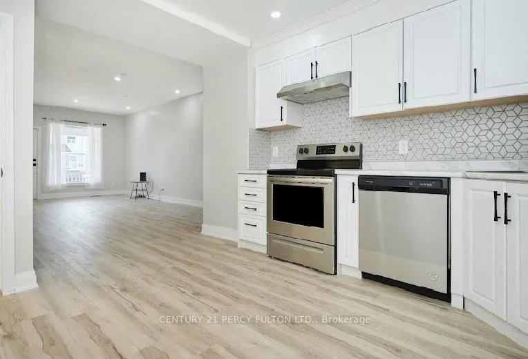 Photo 10 of 195 Sherman Avenue N, Hamilton, Gibson — HOMEH