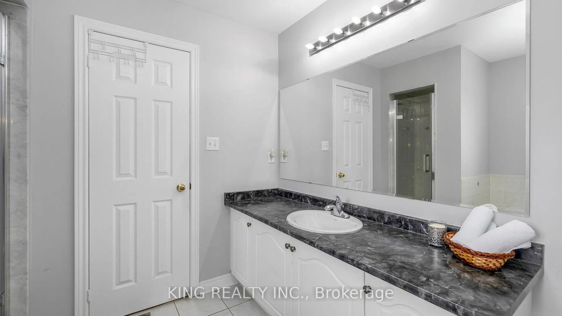 Photo 25 of 81 Turquoise Crescent, Brampton, Bram East — HOMEH
