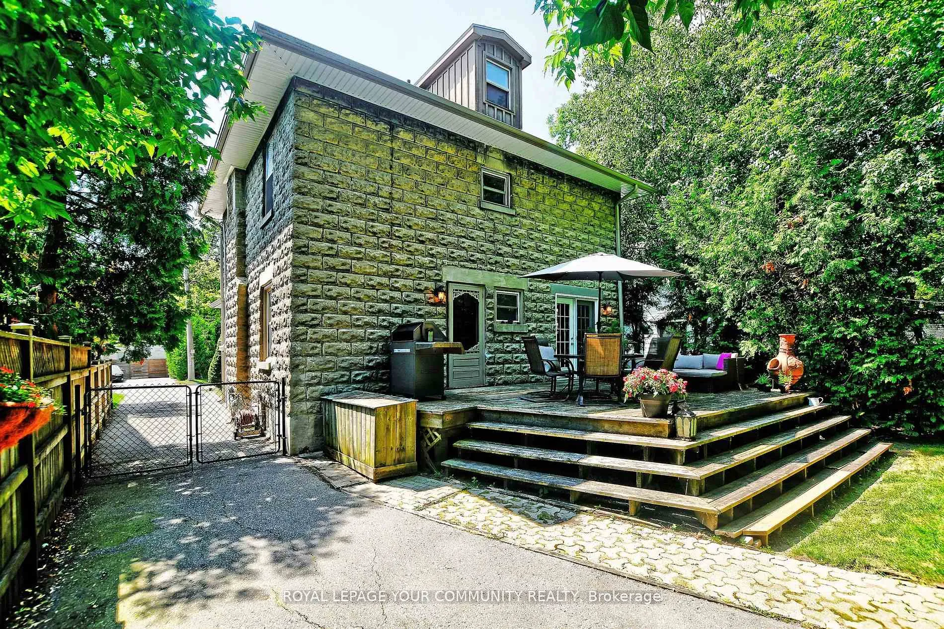 Photo 35 of 111 Edward Street, Aurora, Aurora Village — HOMEH