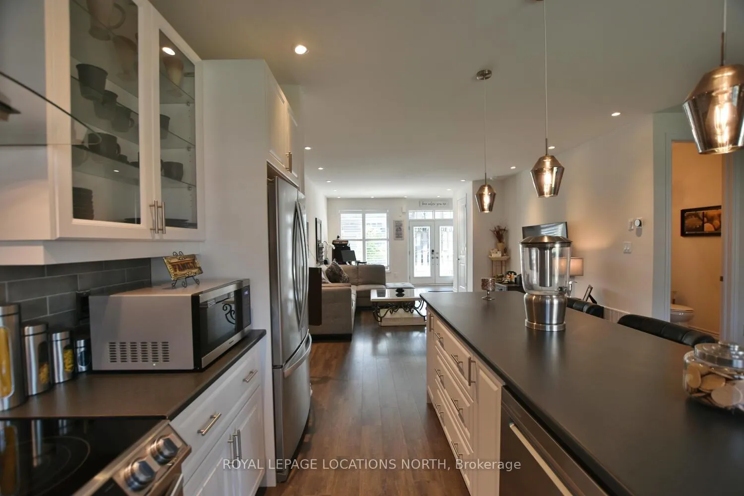 Photo 24 of 20 Bianca Crescent, Wasaga Beach — HOMEH