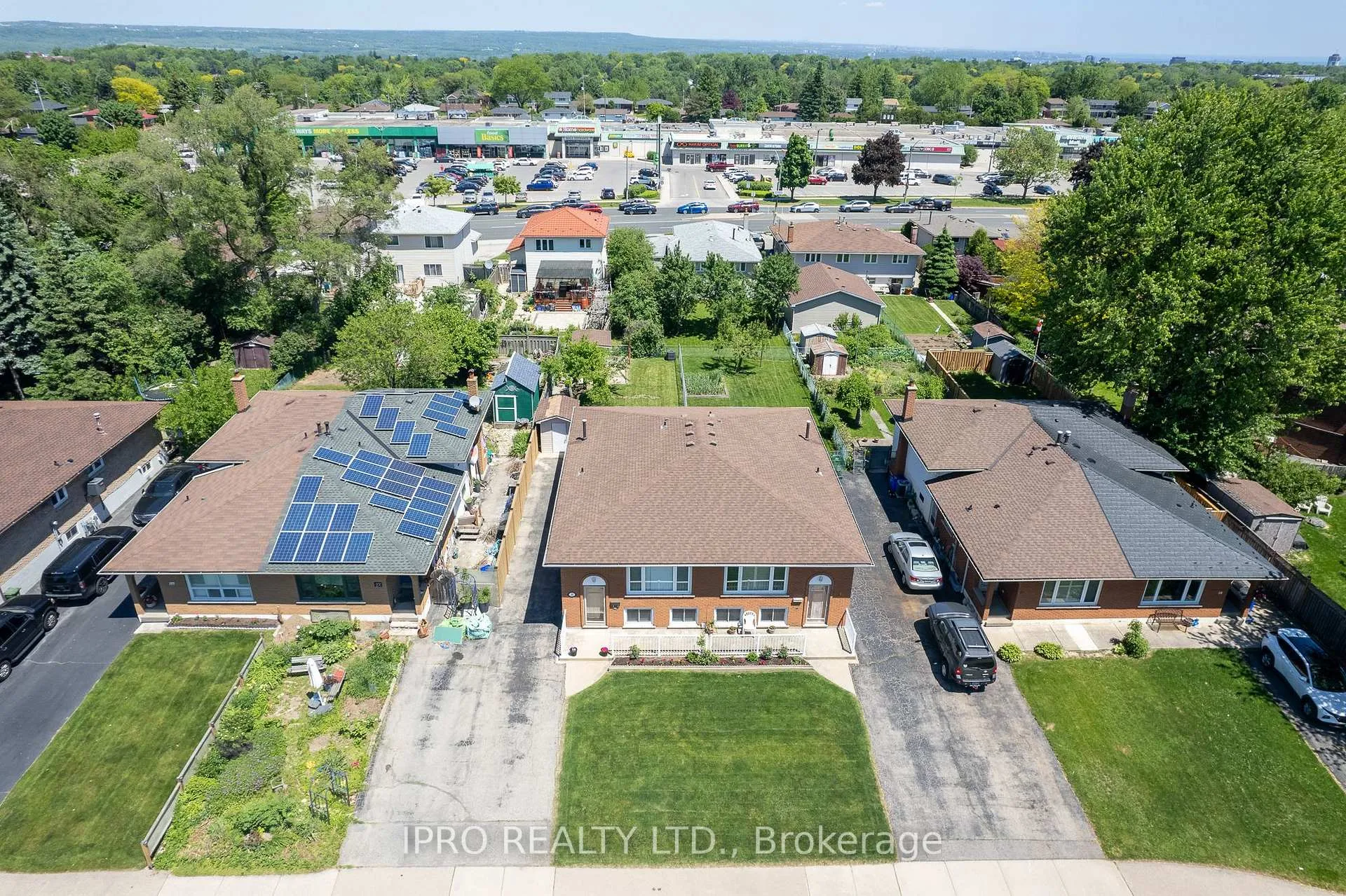 Photo 5 of 18 Costain Court, Hamilton, Fessenden — HOMEH