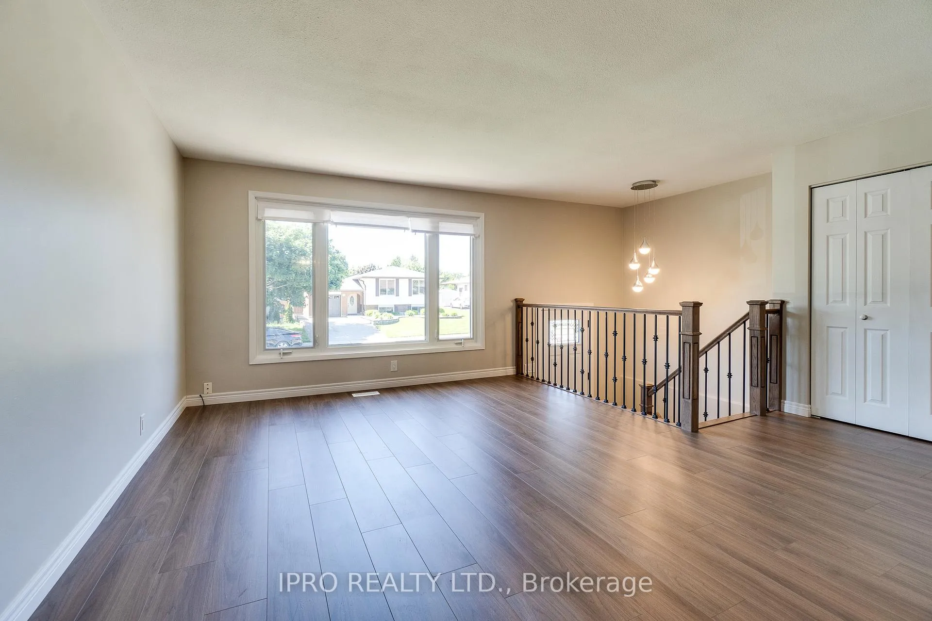 Photo 7 of 18 Costain Court, Hamilton, Fessenden — HOMEH