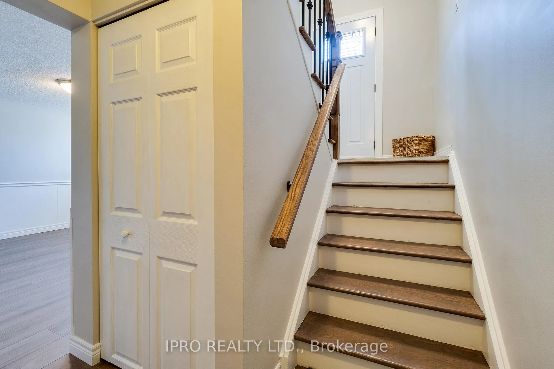Photo 25 of 18 Costain Court, Hamilton, Fessenden — HOMEH