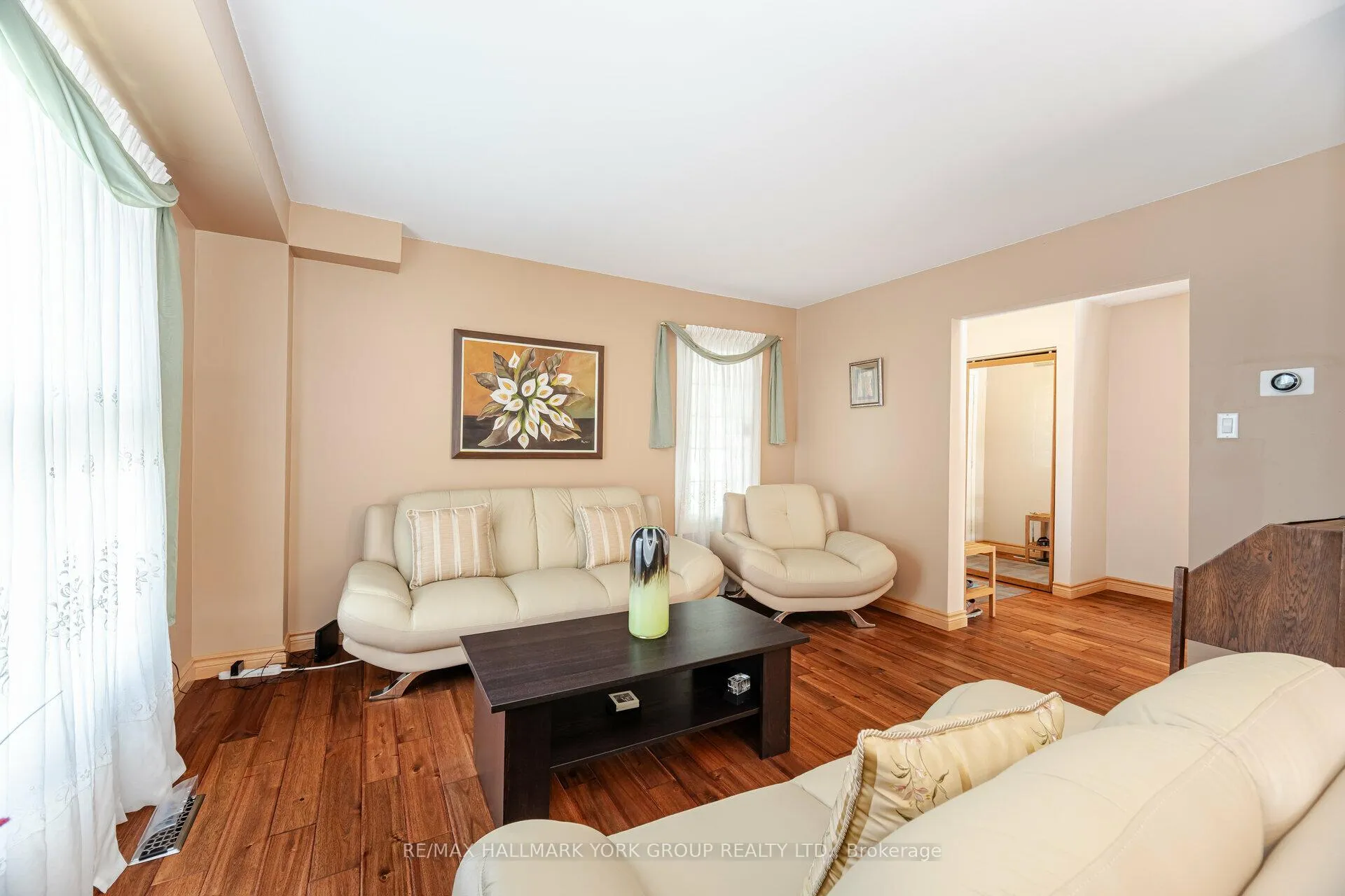 Photo 6 of 60 Kipling Crescent, Ajax, South West — HOMEH