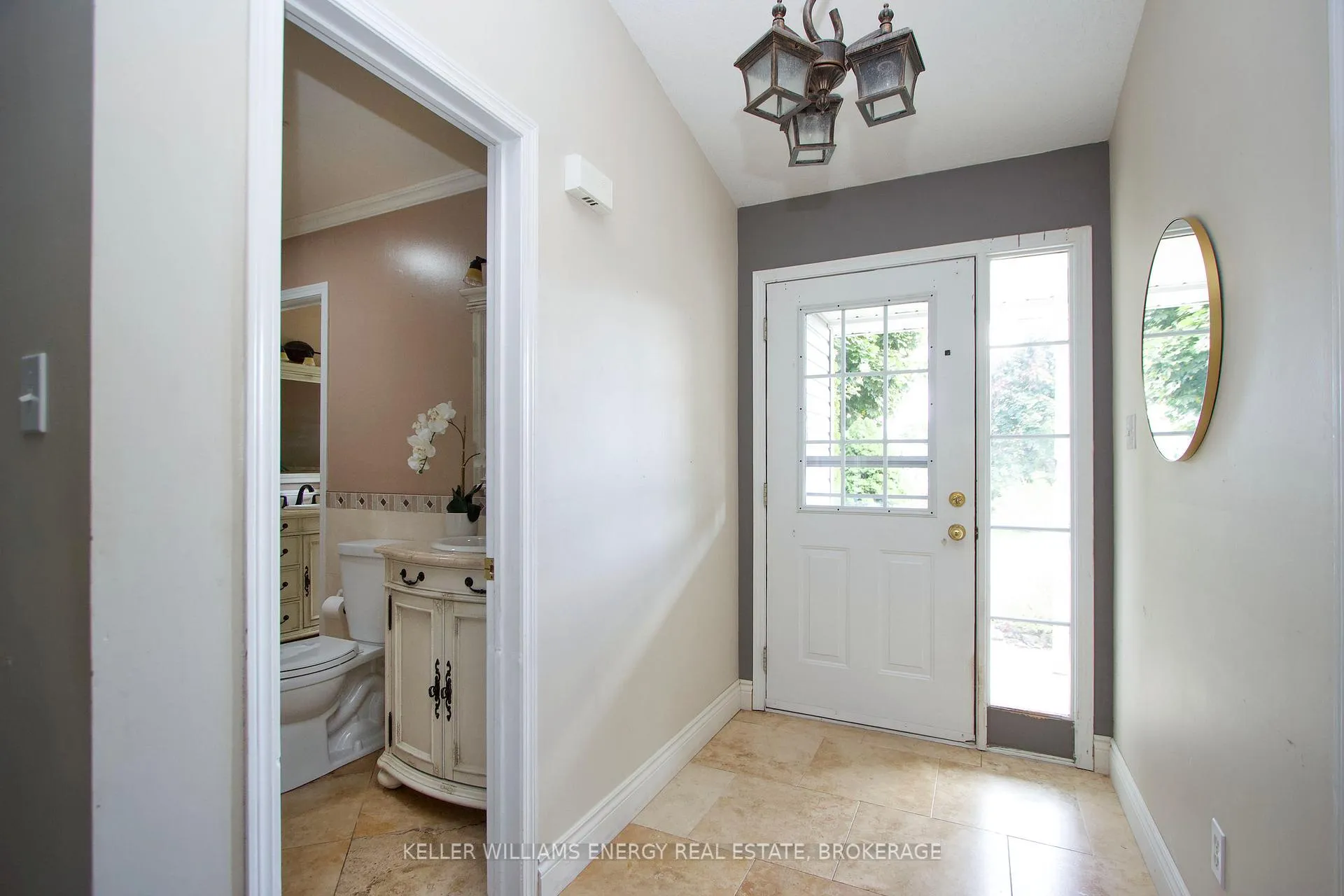 Photo 4 of 32 Wilmot Trail, Clarington, Newcastle — HOMEH