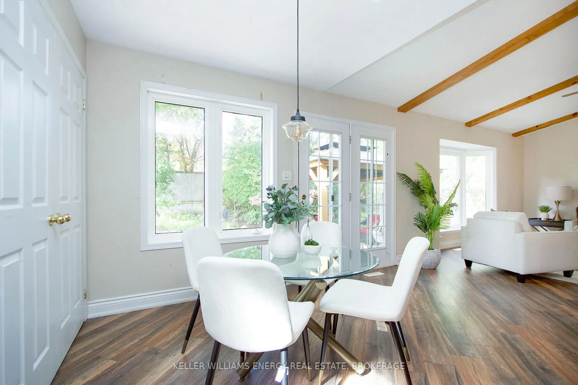 Photo 13 of 32 Wilmot Trail, Clarington, Newcastle — HOMEH