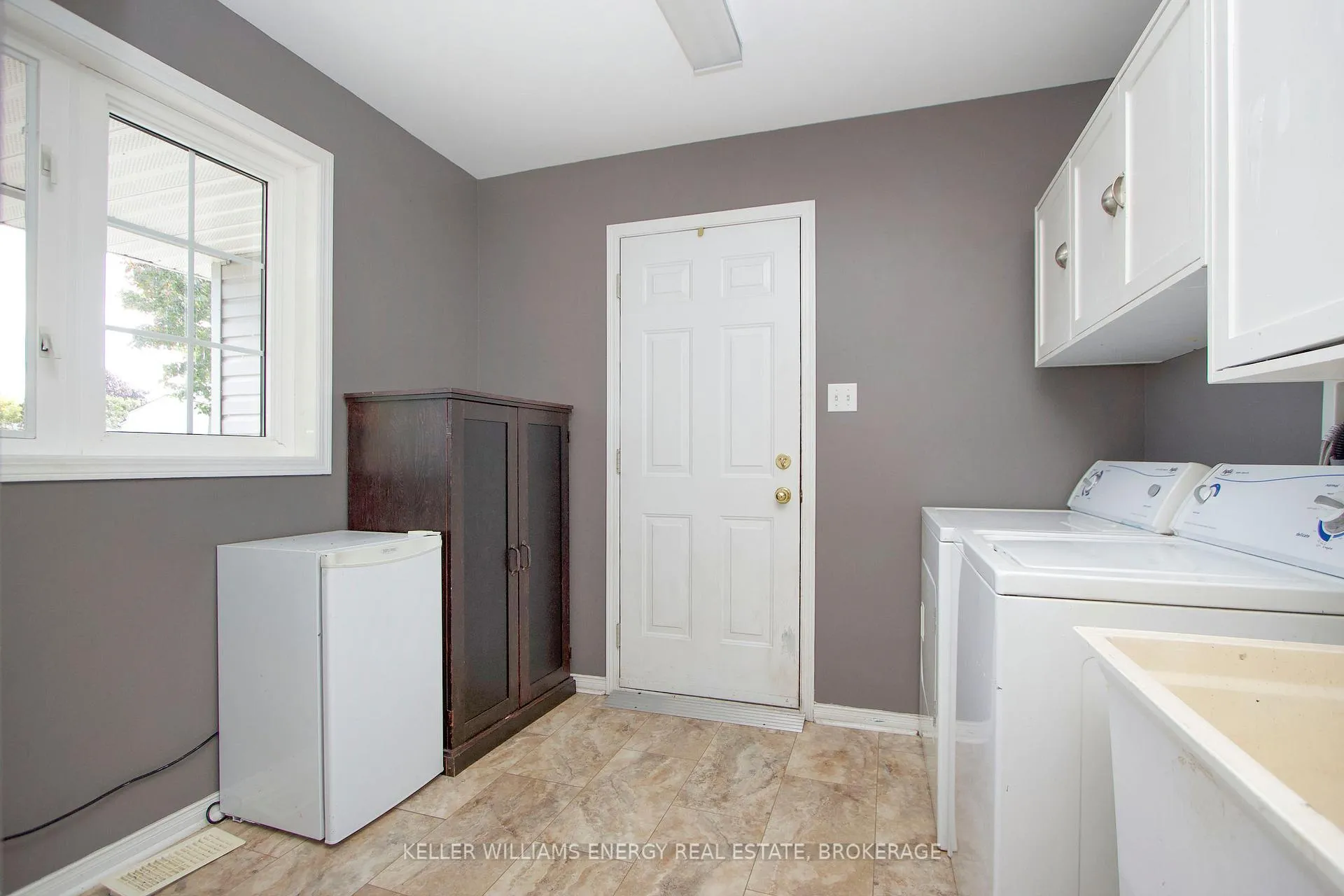 Photo 19 of 32 Wilmot Trail, Clarington, Newcastle — HOMEH