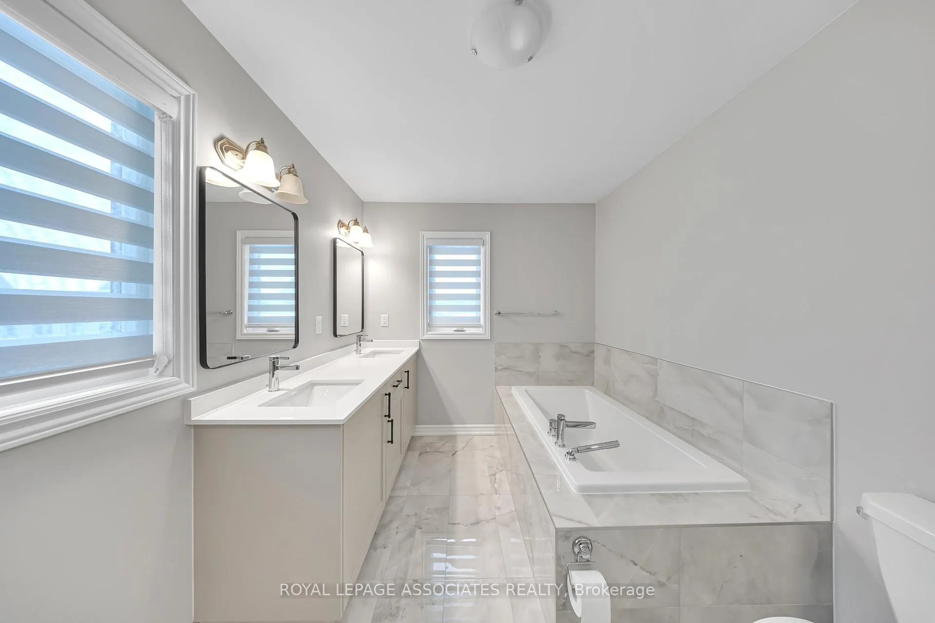 Photo 33 of 489 Twin Streams Road, Whitby, Rural Whitby — HOMEH