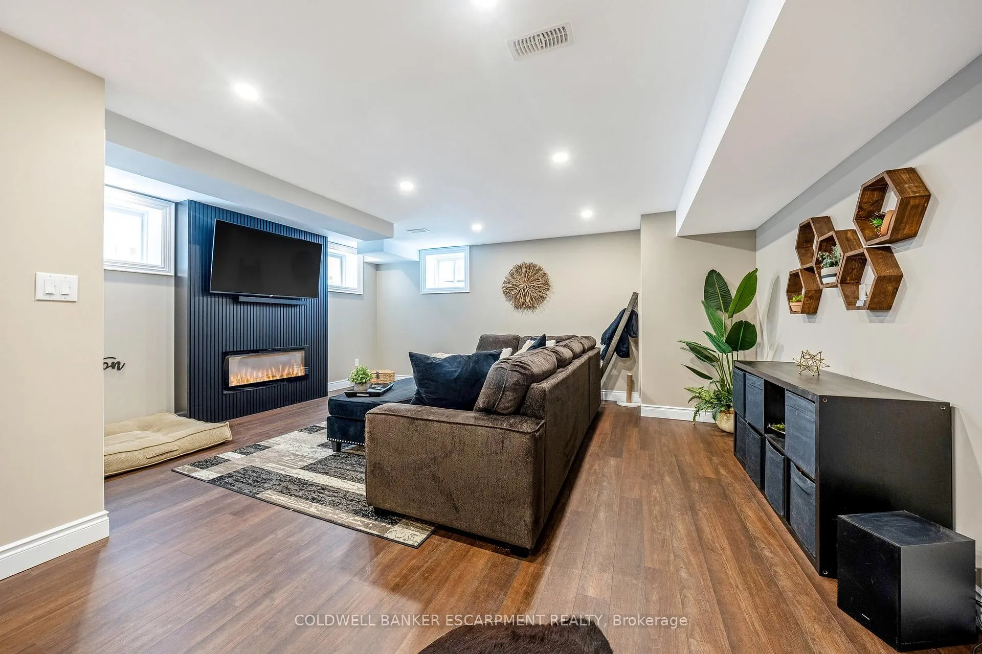 Photo 31 of 107 Taylor Avenue, Guelph/Eramosa, Rockwood — HOMEH